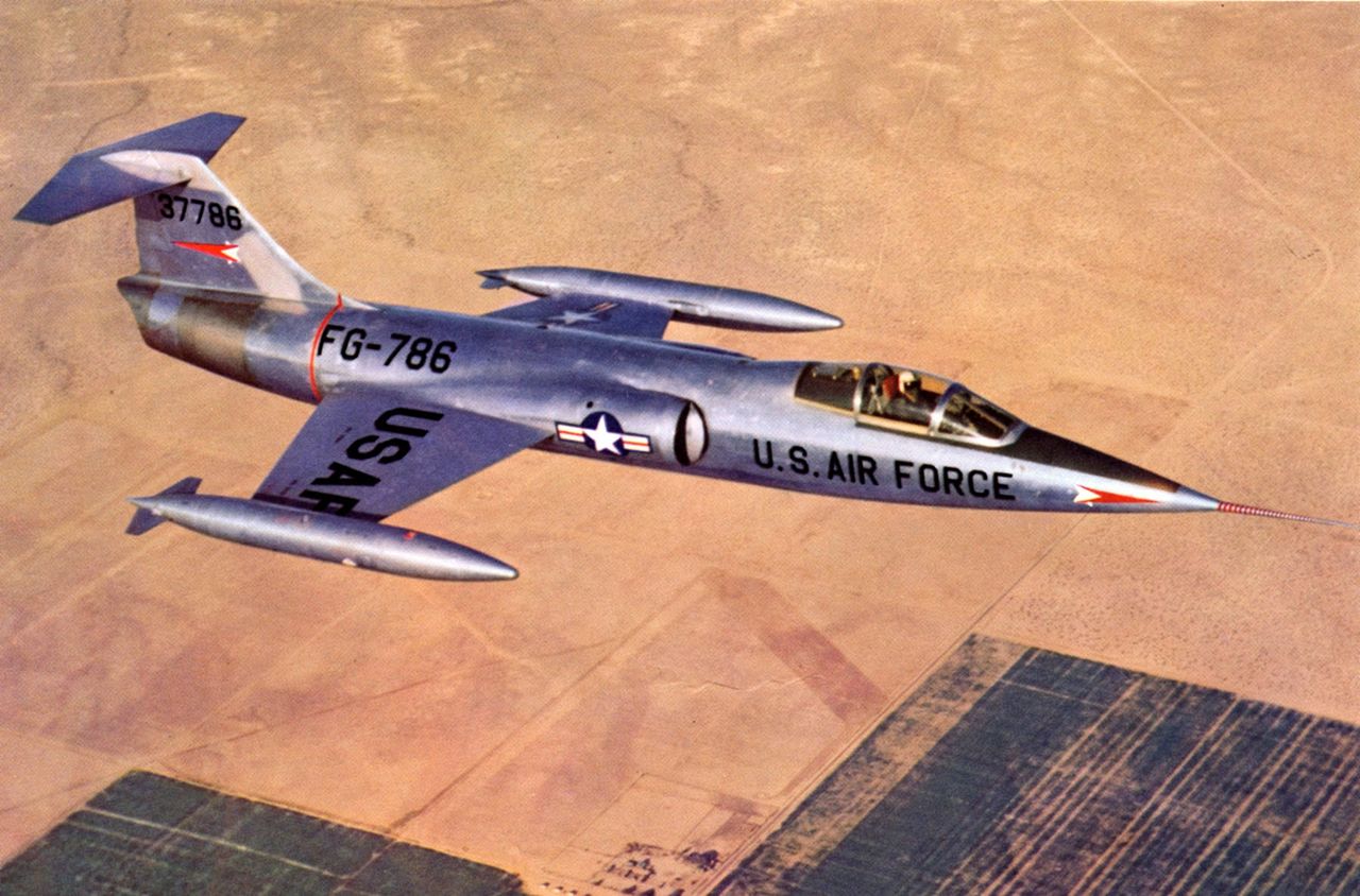 \includegraphics[width=4.8cm,height=3cm]{aeroimages/image11-98.jpg}