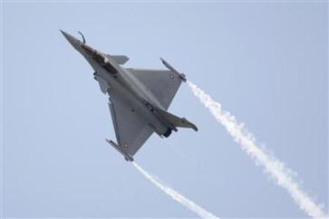 \includegraphics[width=4cm,height=3cm]{aeroimages/raf22.jpg}